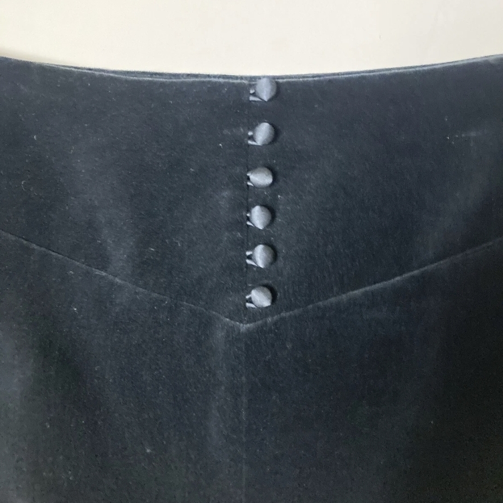 Elegant Black Women's Skirt